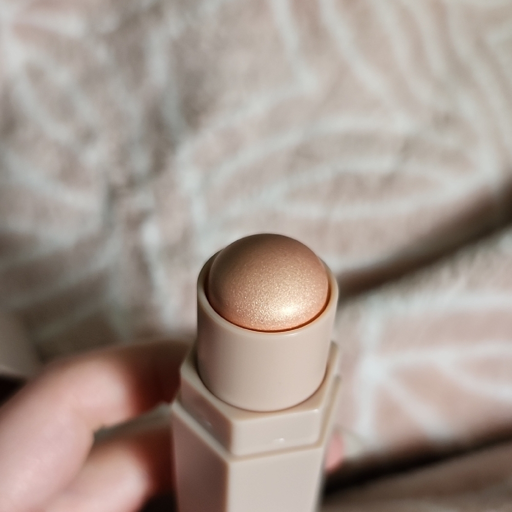 Fenty Beauty Shimmer Stick - Picture 7 of 7